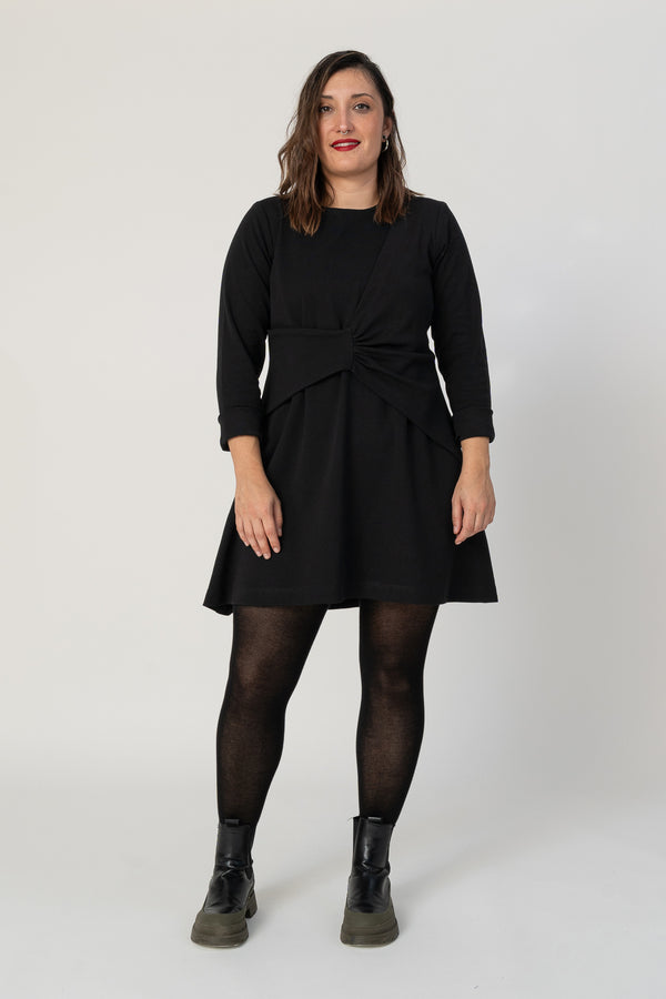 Vestido corto drapeado negro