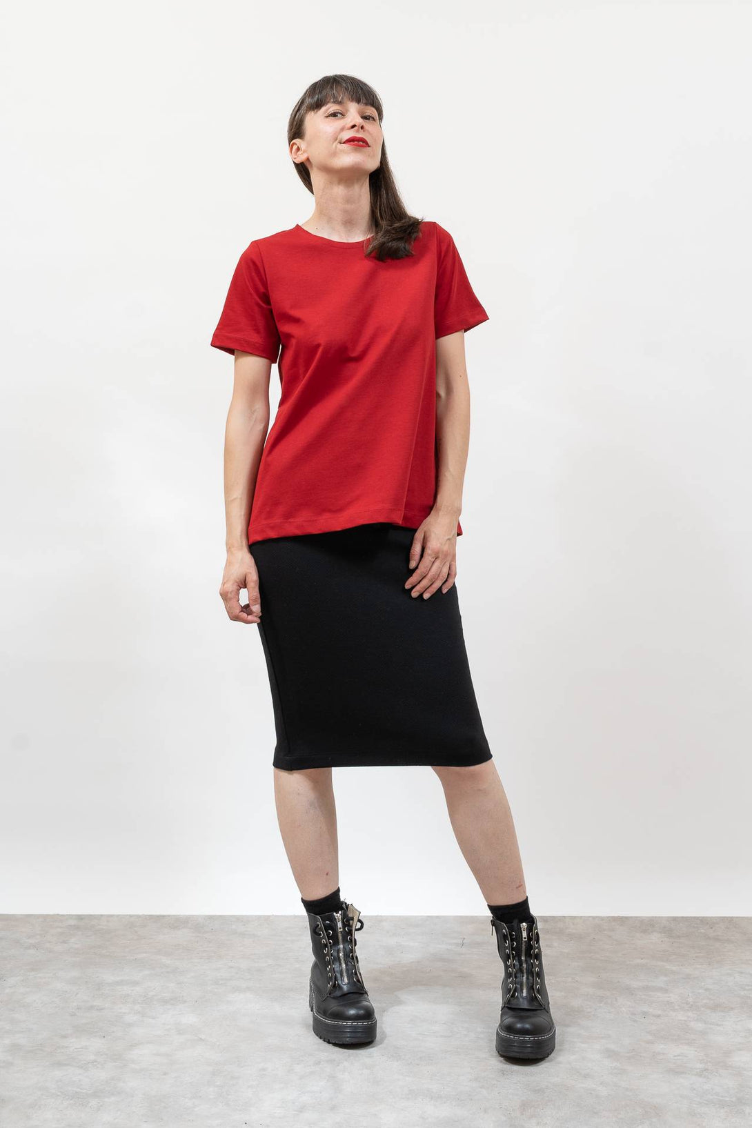 Camiseta básica evasé rojo-Elisa Muresan