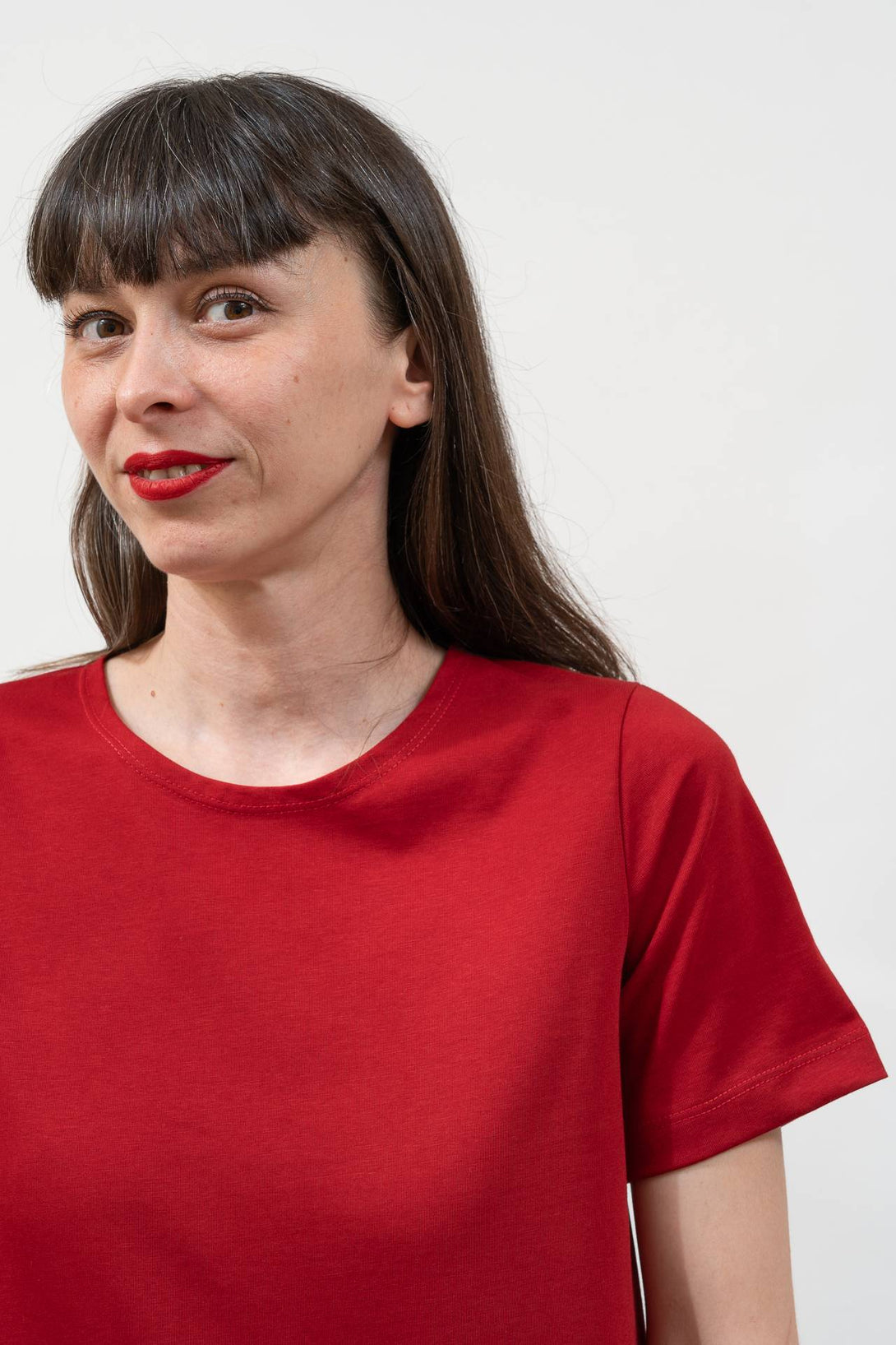 Camiseta básica evasé rojo-Elisa Muresan
