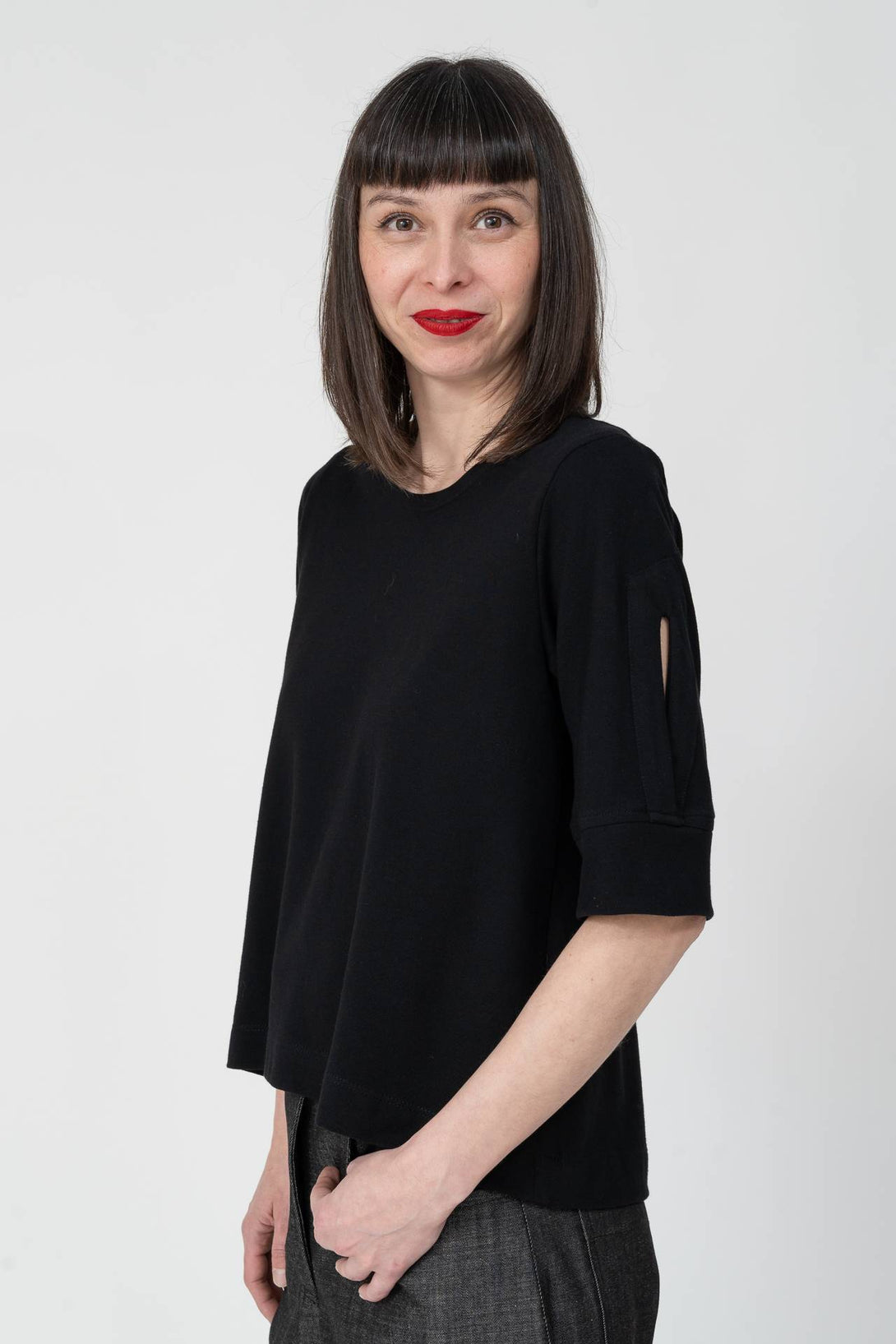 Camiseta Capensis negro-Elisa Muresan