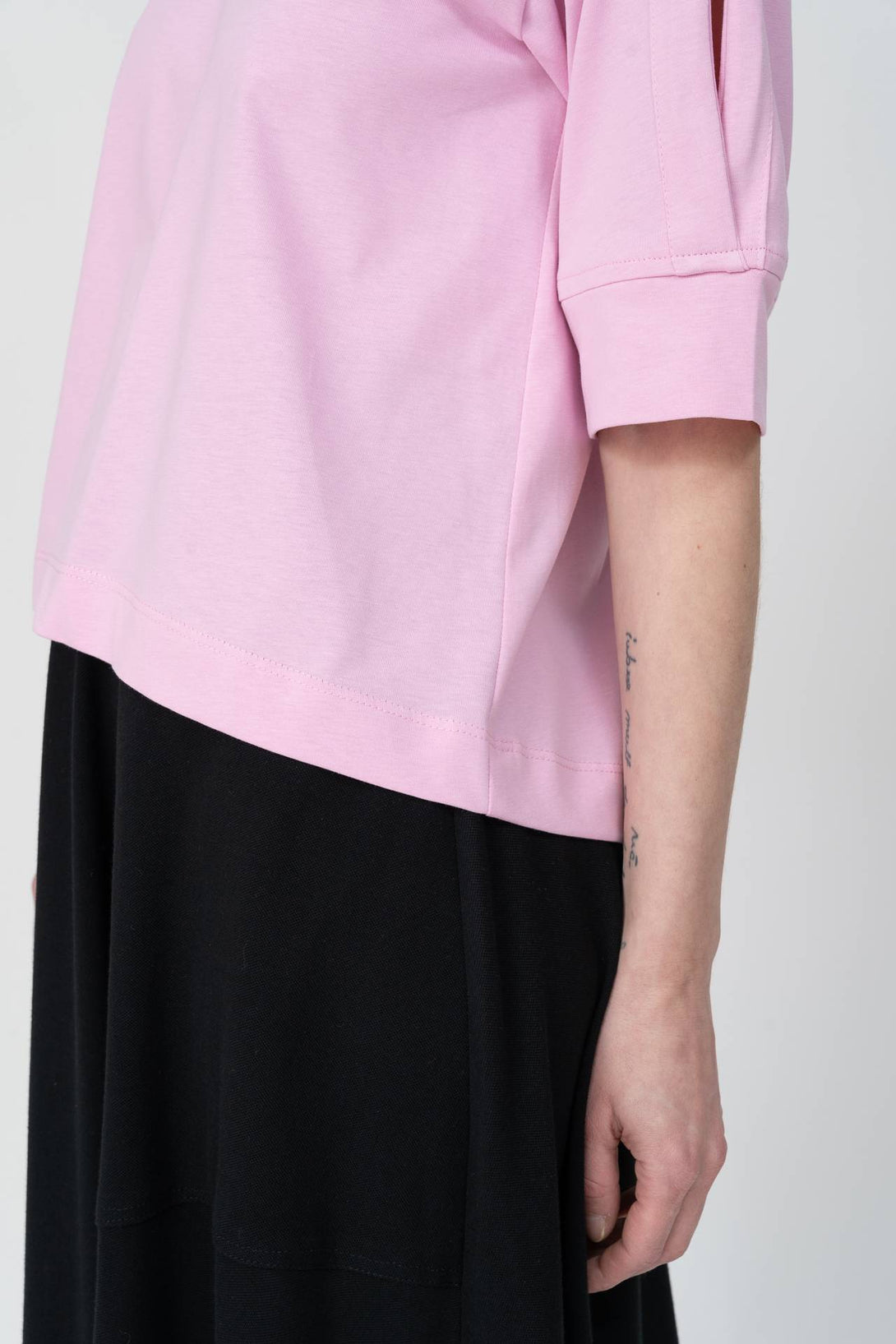 Camiseta Capensis rosa-Elisa Muresan