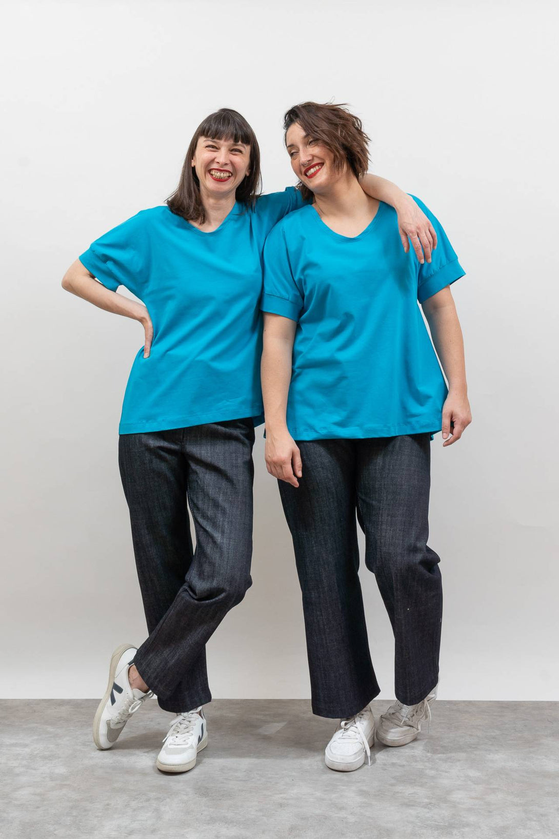 Camiseta over azul-Elisa Muresan
