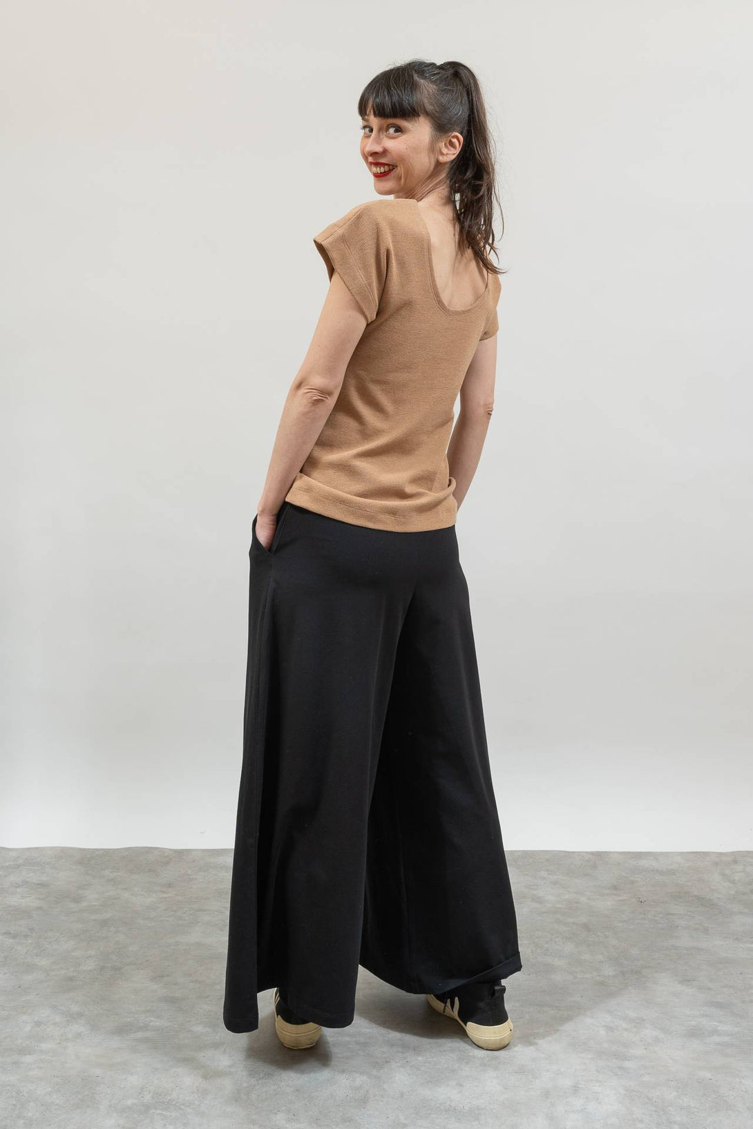 Camiseta reversible tostado-Elisa Muresan