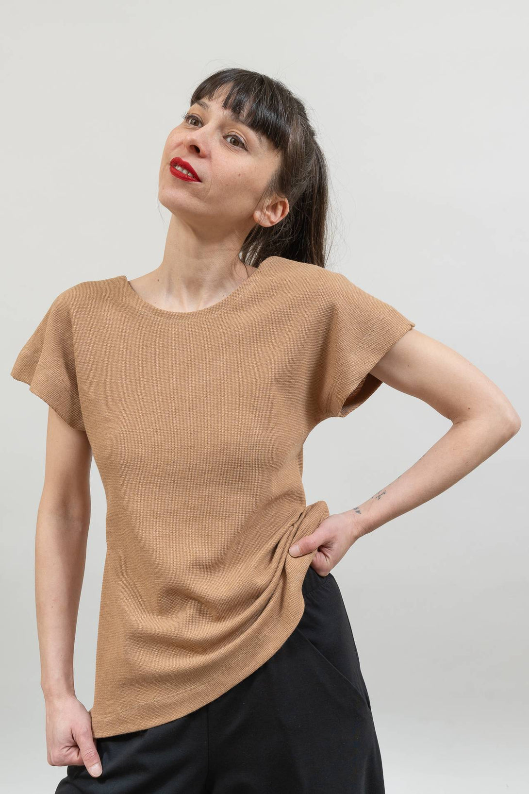 Camiseta reversible tostado-Elisa Muresan