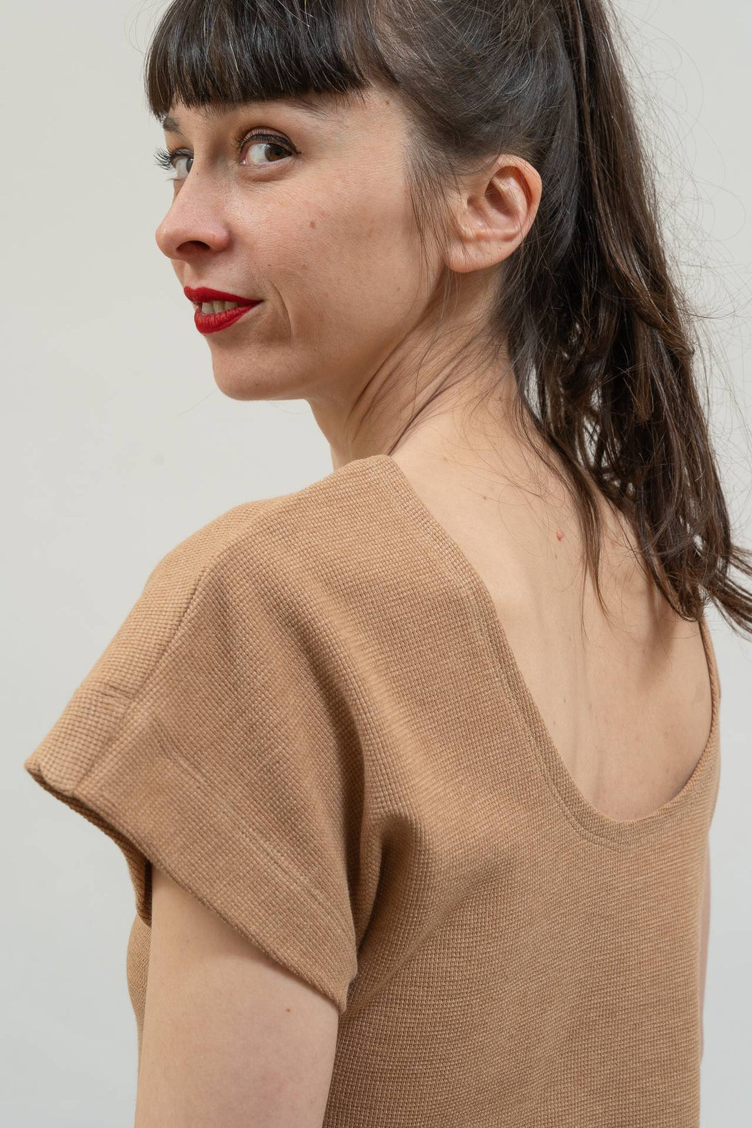 Camiseta reversible tostado-Elisa Muresan