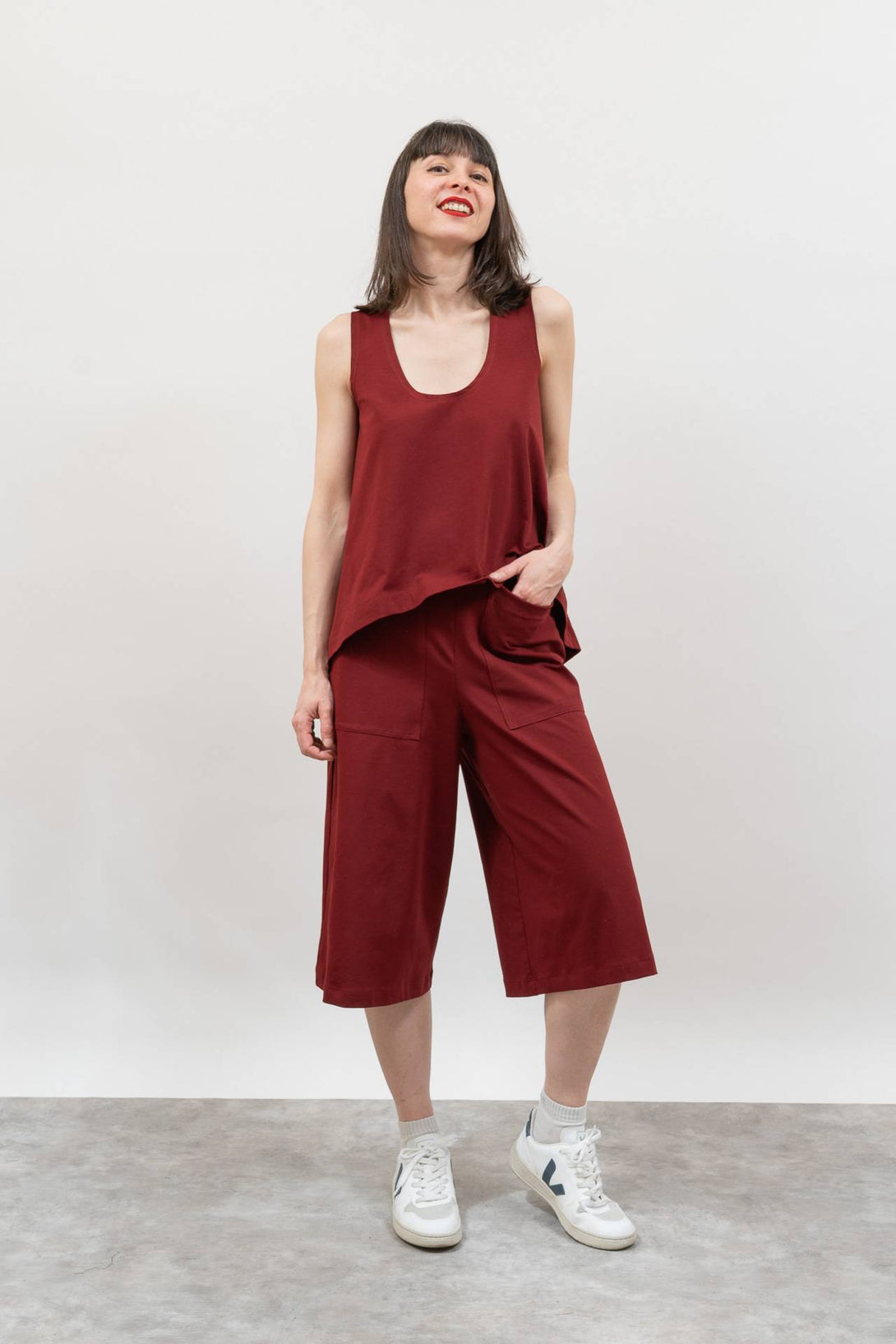 Camiseta tirante escote redondo rojo-Elisa Muresan