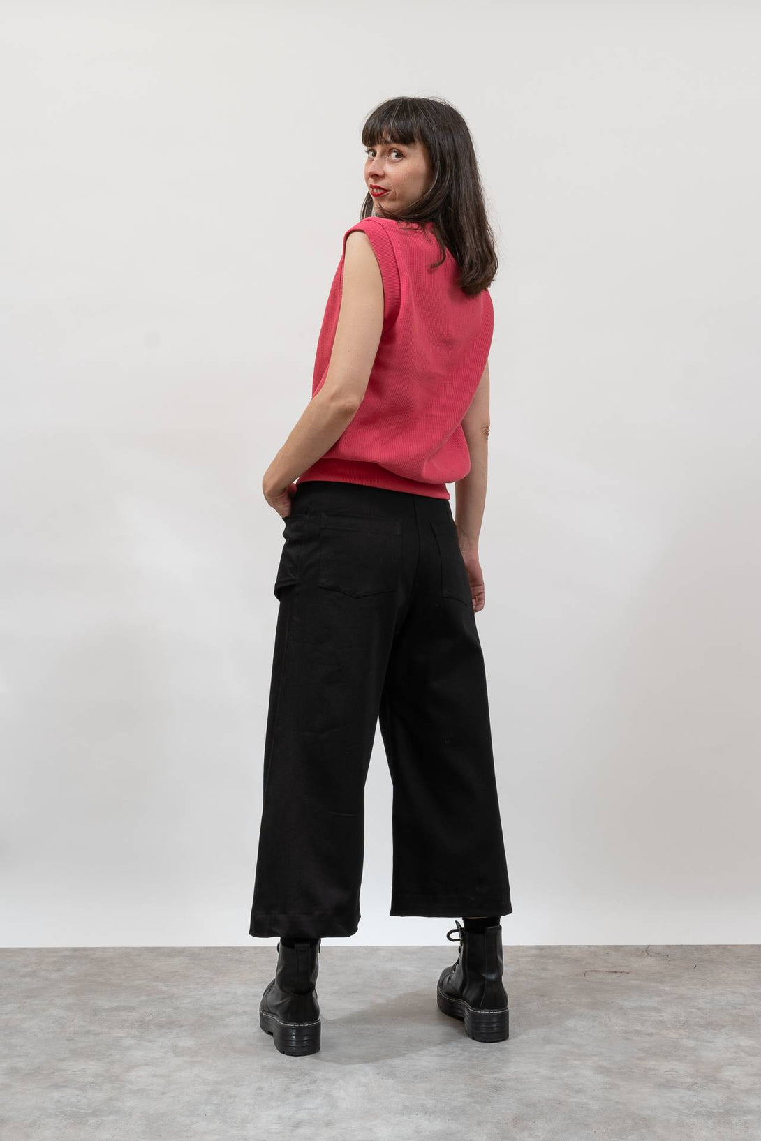 Chaleco Iris rosa-Elisa Muresan