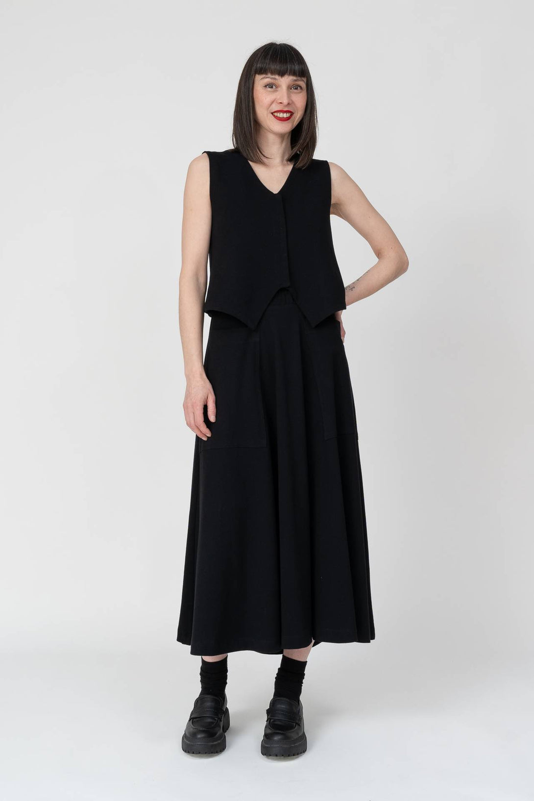 Chaleco reversible negro-Elisa Muresan