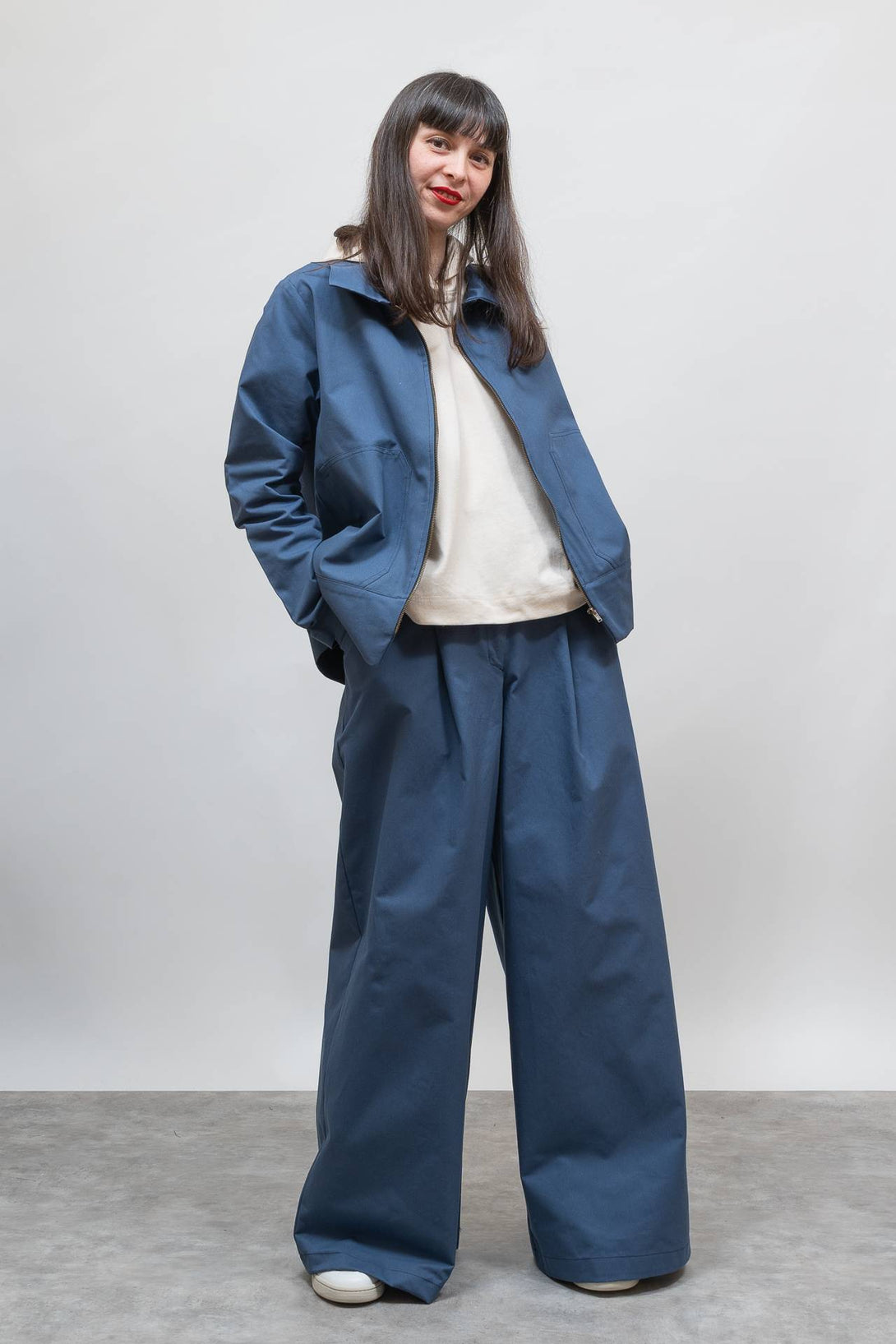 Chaqueta canguro azul-Elisa Muresan