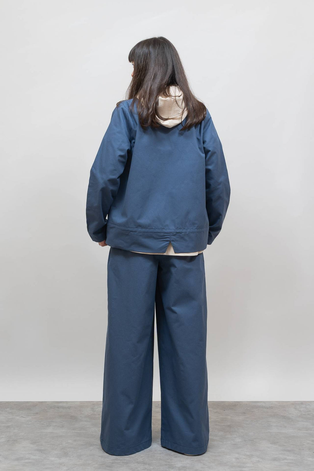 Chaqueta canguro azul-Elisa Muresan