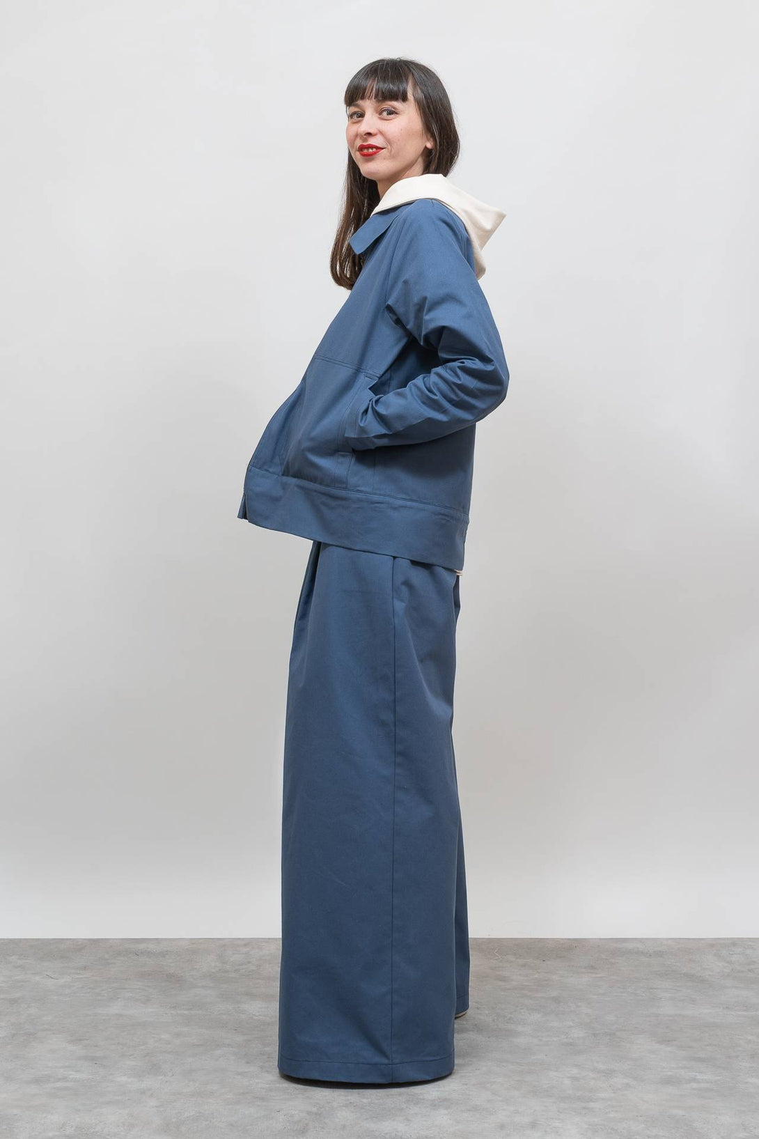 Chaqueta canguro azul-Elisa Muresan
