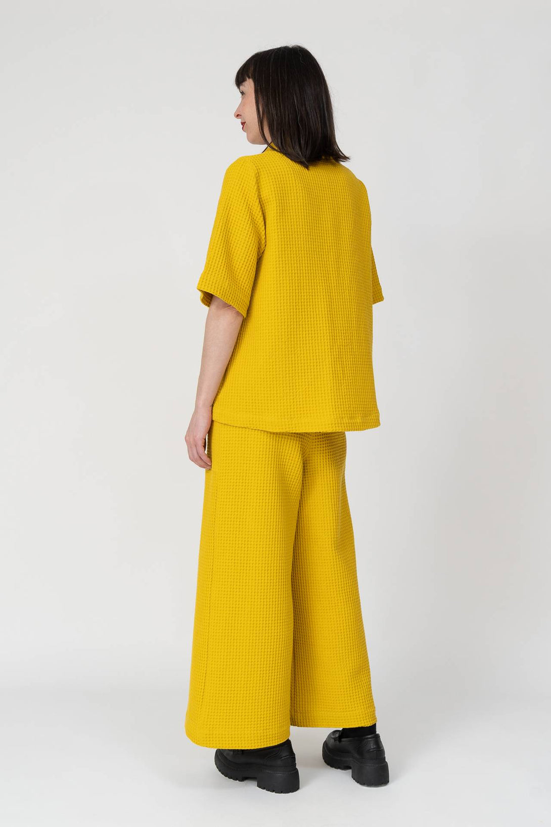 Chaqueta curry-Elisa Muresan