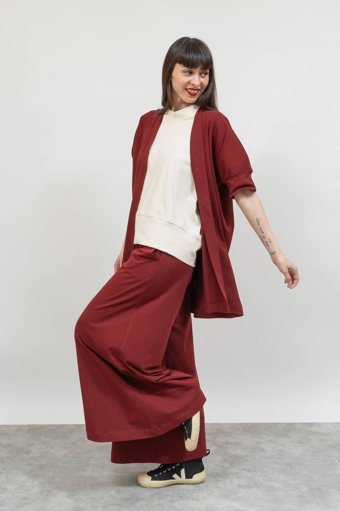 Chaqueta over manga corta roja-Elisa Muresan