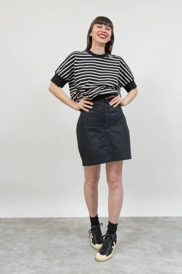 Falda corta sarga negro-Elisa Muresan
