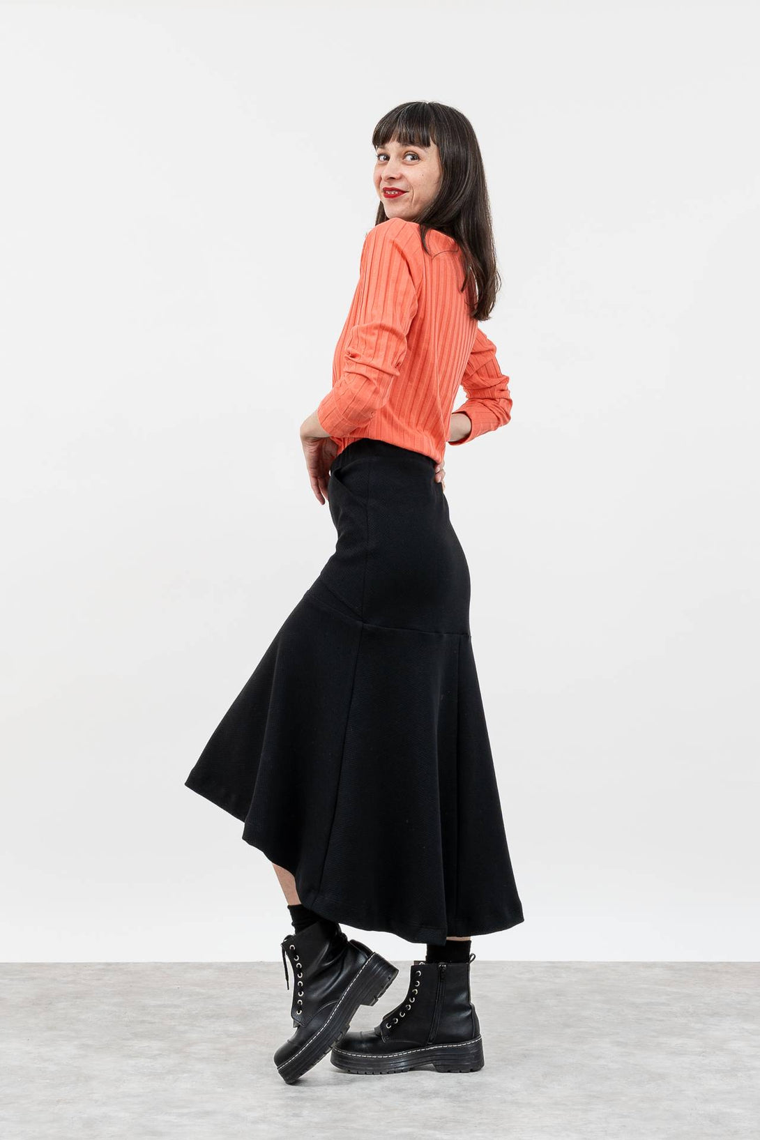 Falda Lola negro-Elisa Muresan