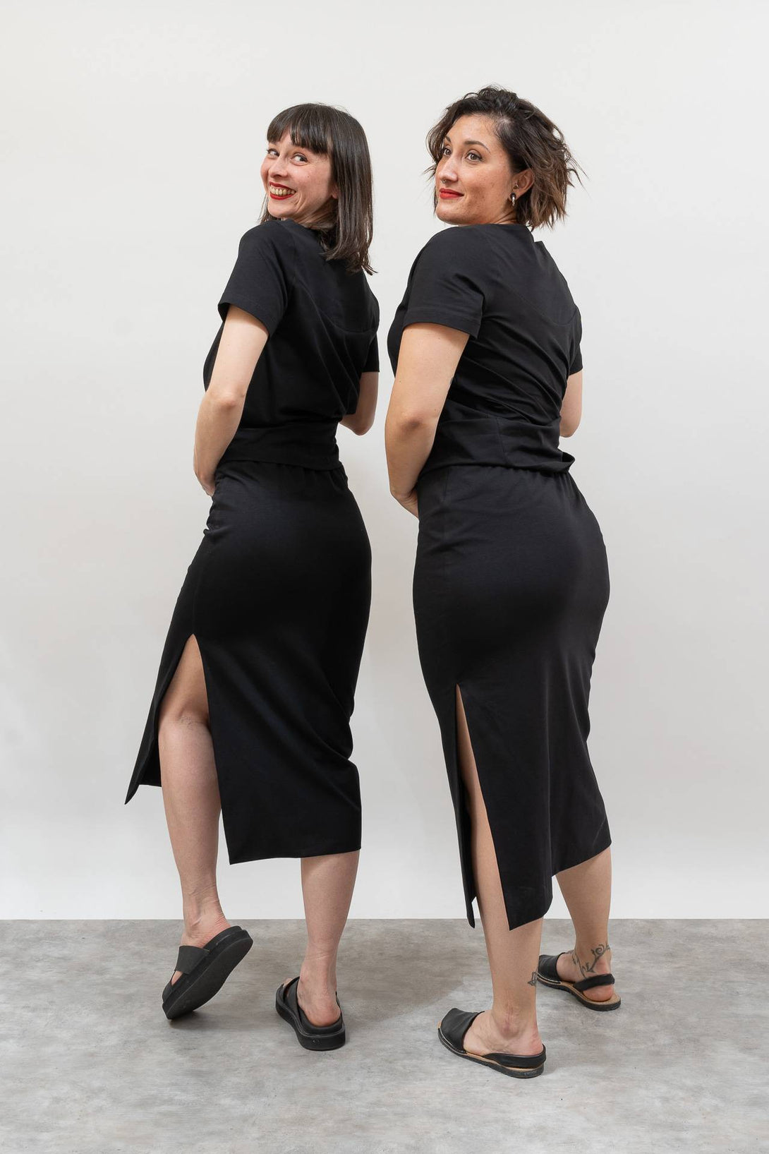 Falda midi abertura negro-Elisa Muresan
