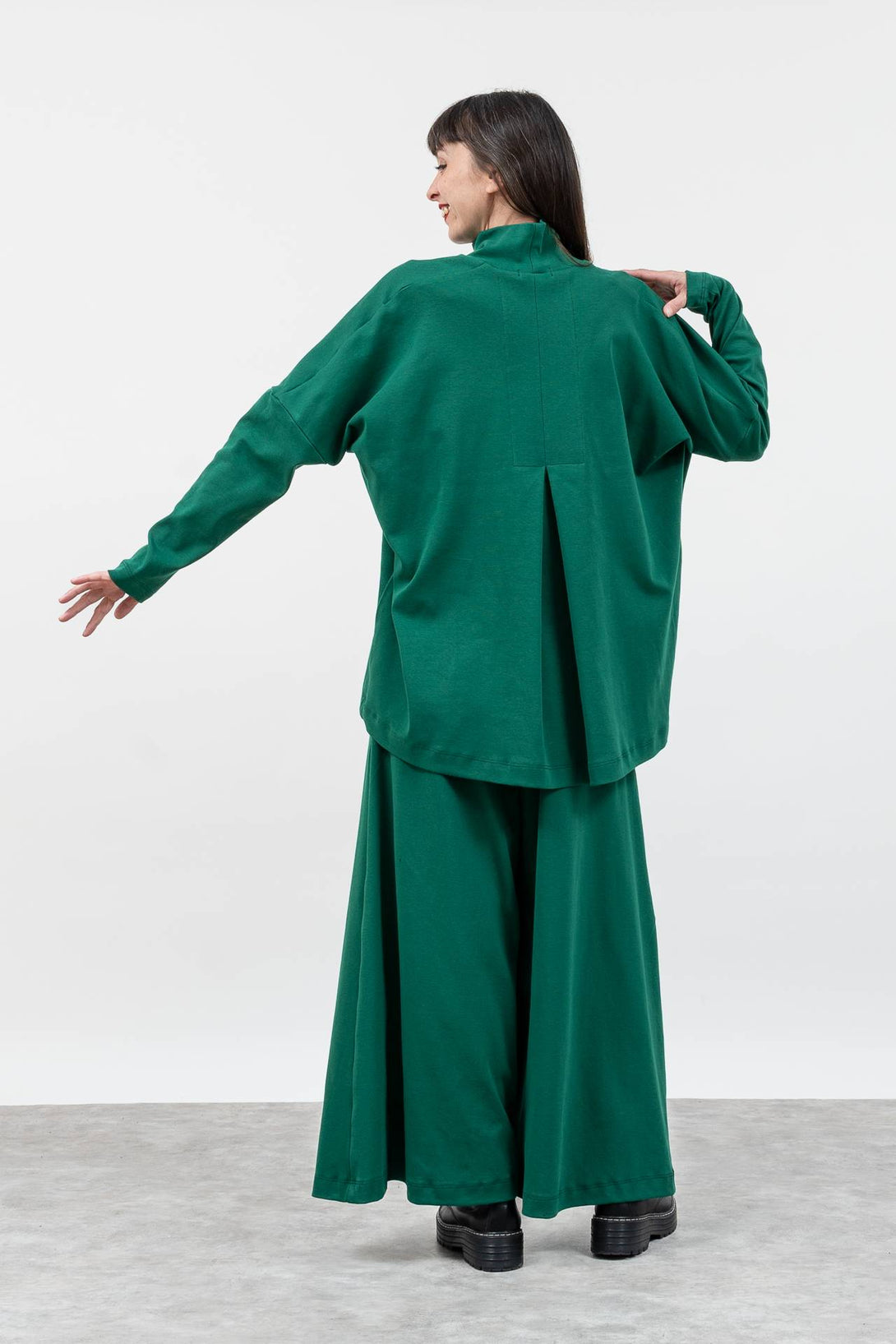 Jersey over fuelle verde-Elisa Muresan