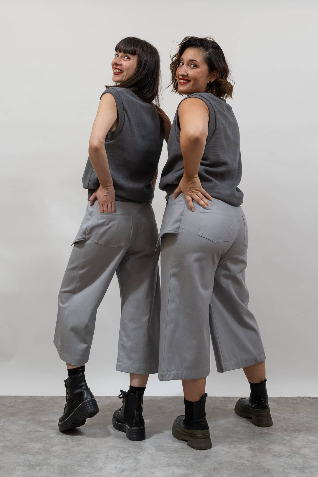 Pantalón bolsillo flotante gris-Elisa Muresan