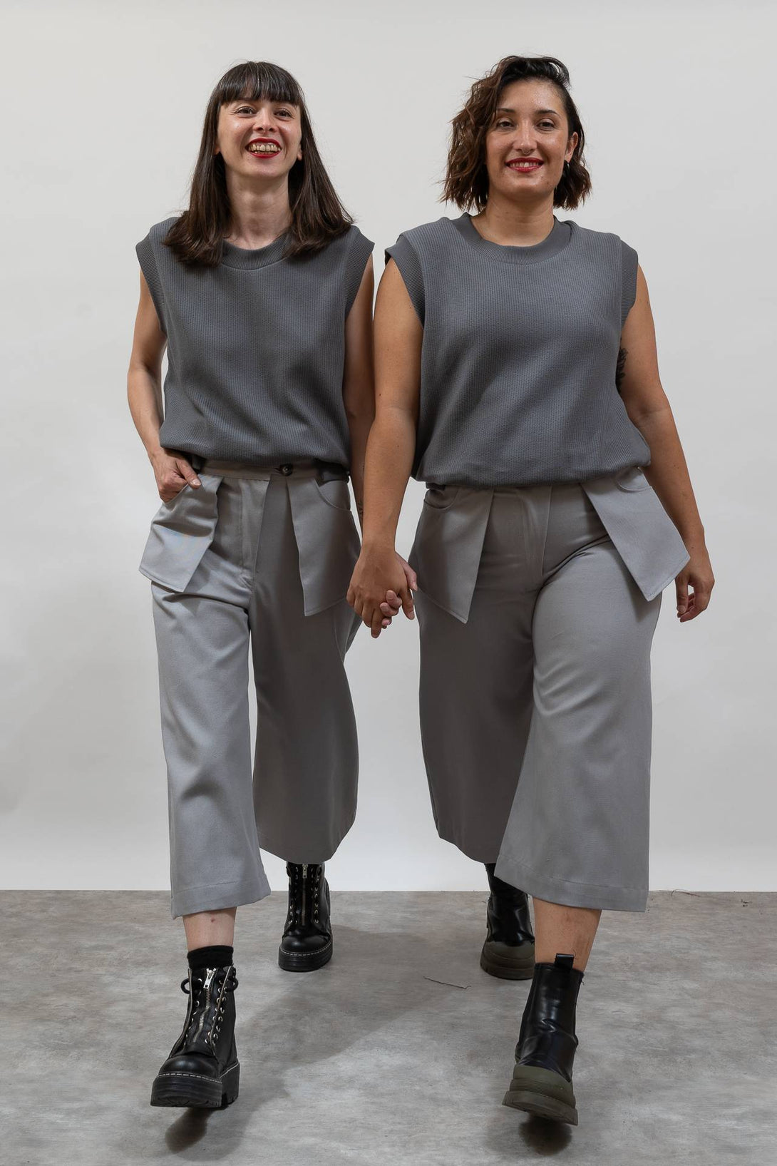 Pantalón bolsillo flotante gris-Elisa Muresan