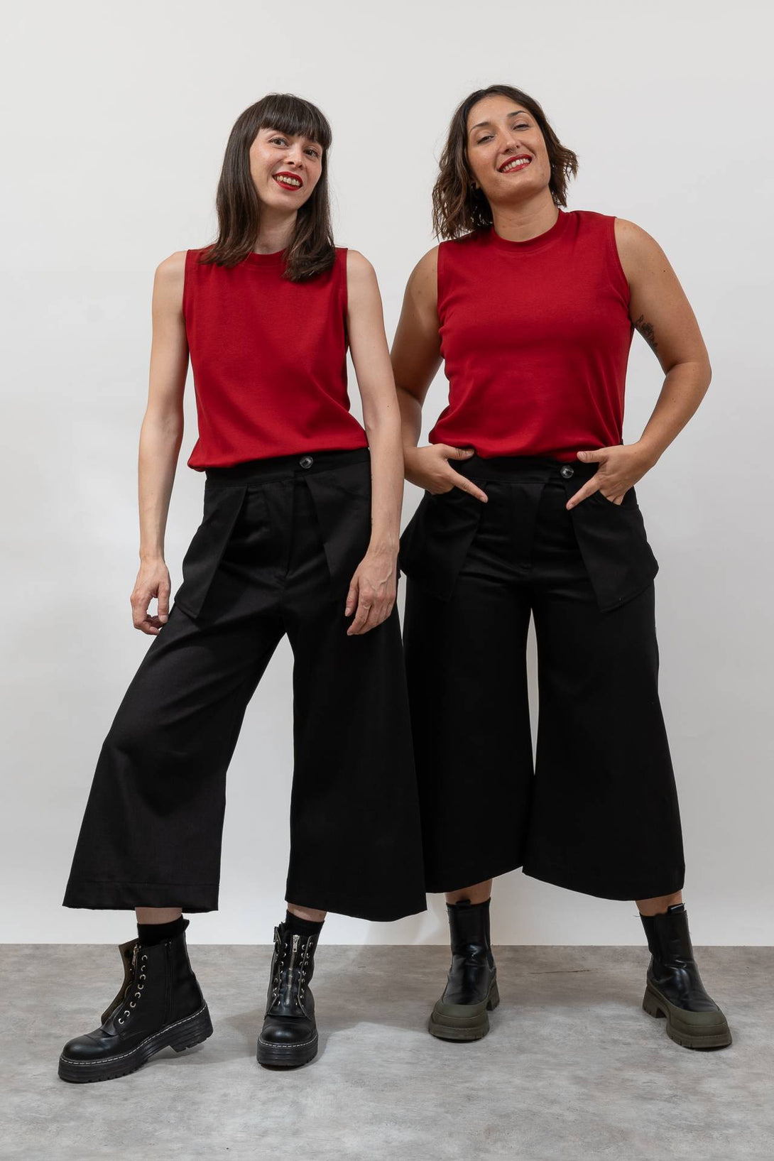 Pantalón bolsillo flotante negro-Elisa Muresan