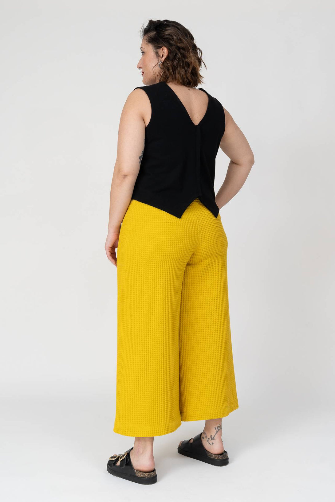 Pantalón curry-Elisa Muresan