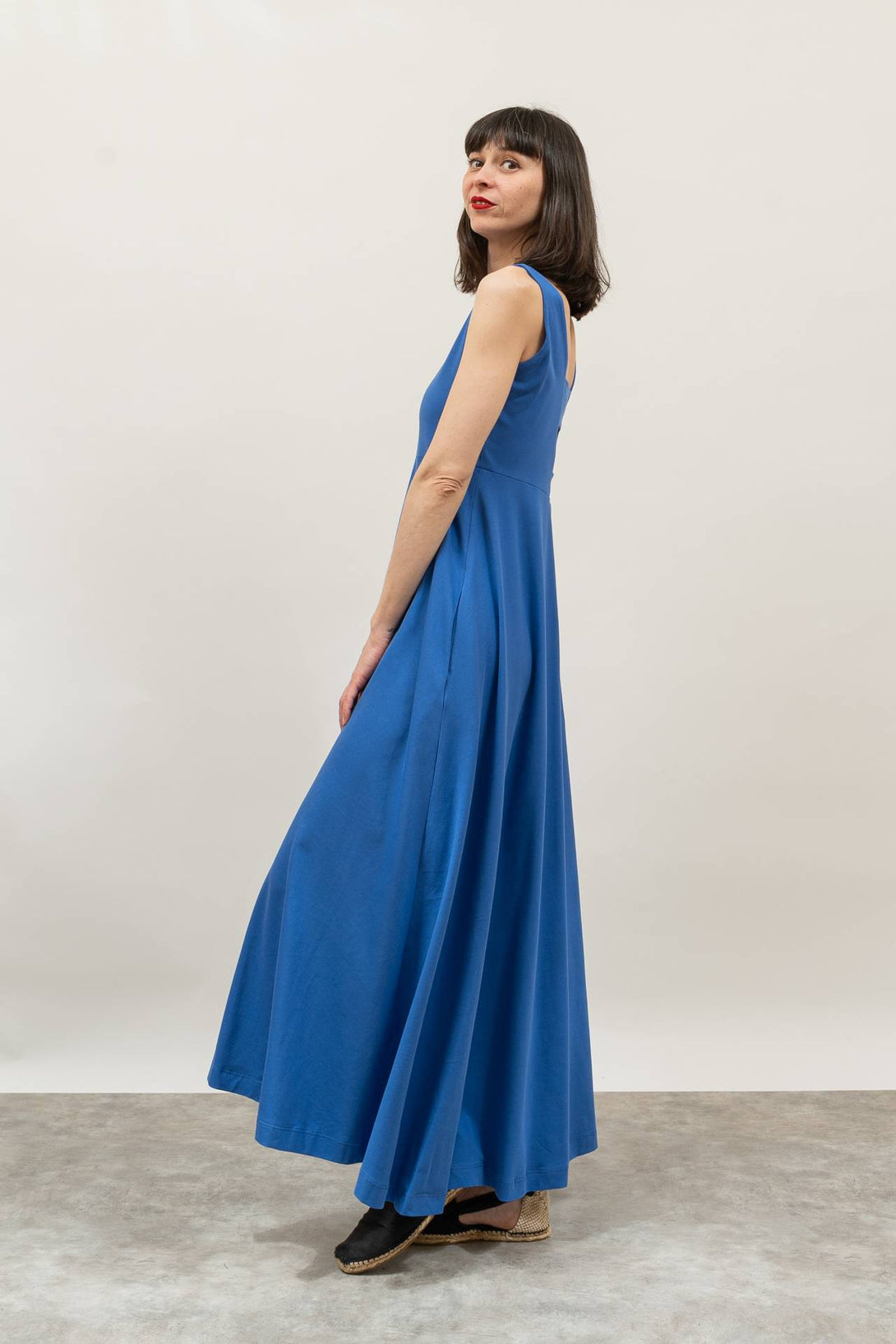 Vestido largo escote espalda azul-Elisa Muresan