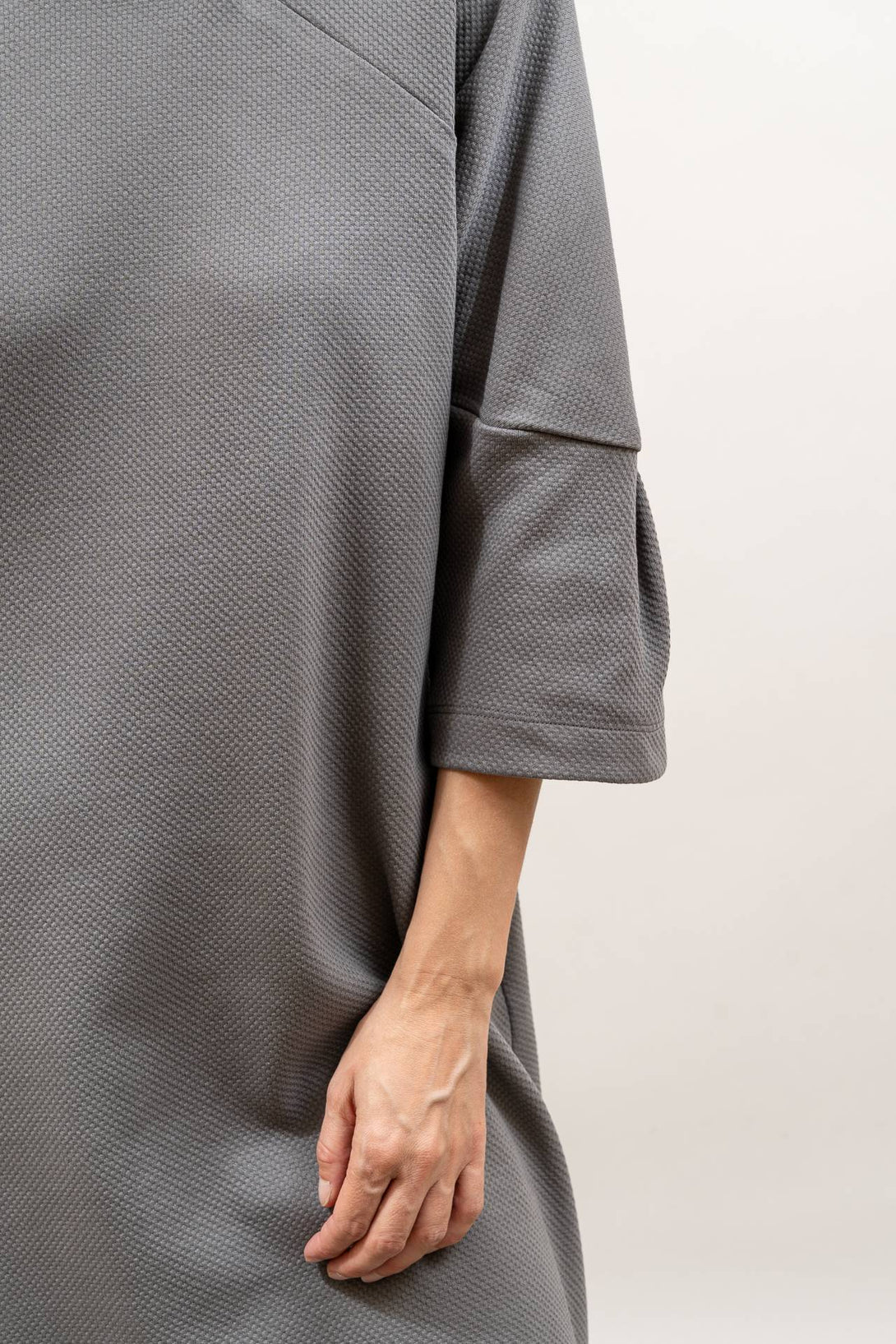 Vestido manga ranglán gris-Elisa Muresan