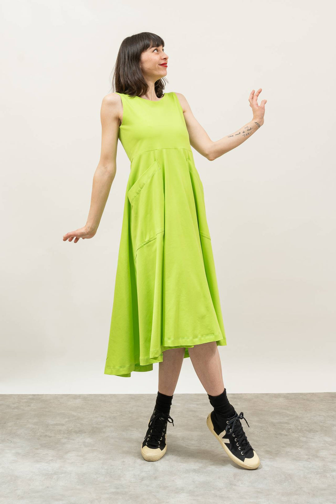 Vestido midi escote espalda verde-Elisa Muresan