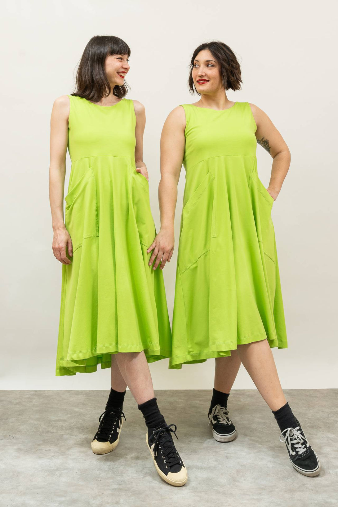 Vestido midi escote espalda verde-Elisa Muresan