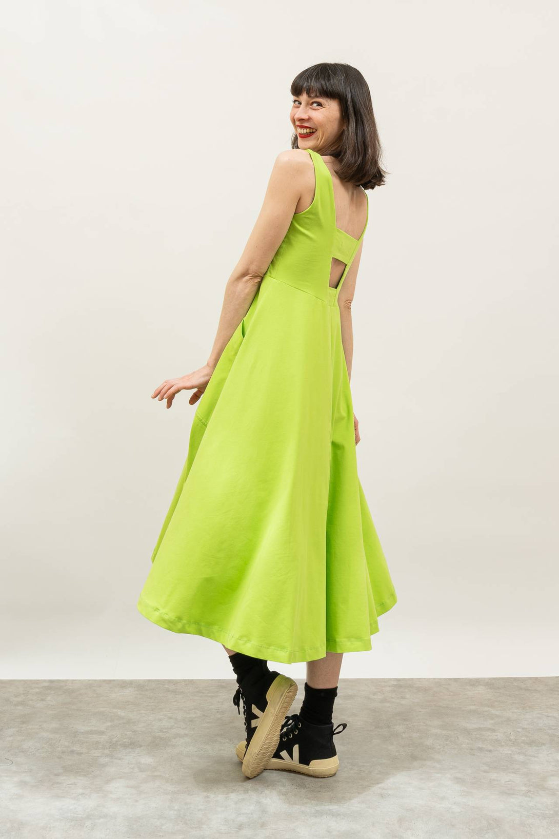Vestido midi escote espalda verde-Elisa Muresan