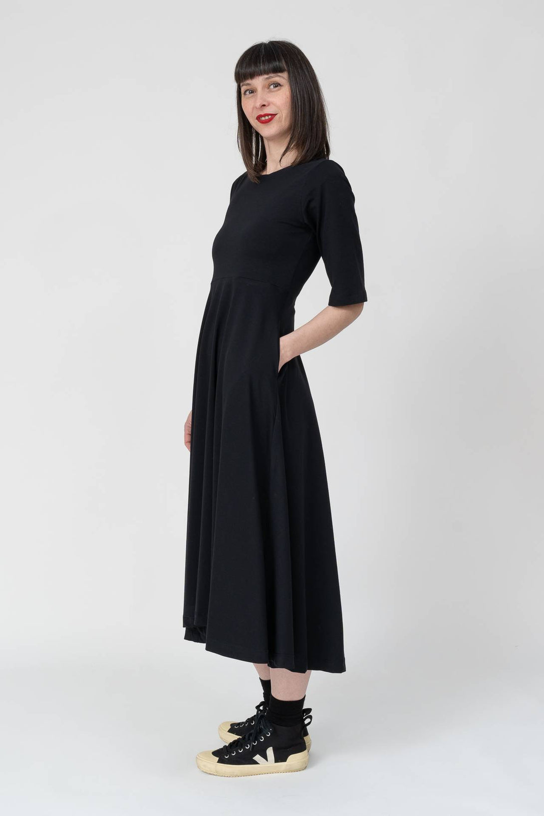 Vestido midi manga negro-Elisa Muresan