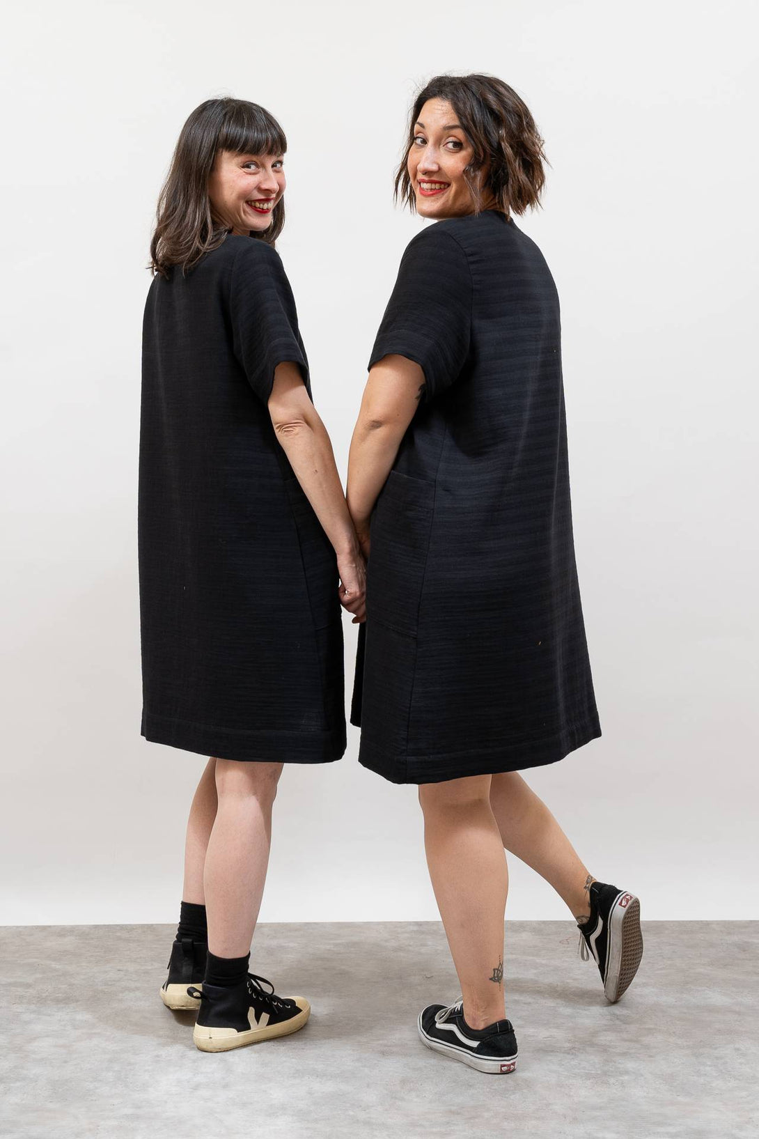 Vestido muselina con manga negro-Elisa Muresan