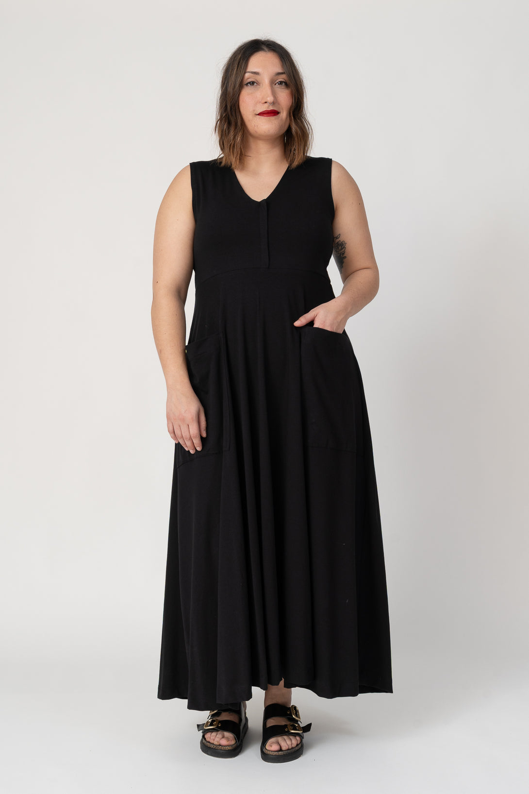 Vestido pestaña central negro-Elisa Muresan