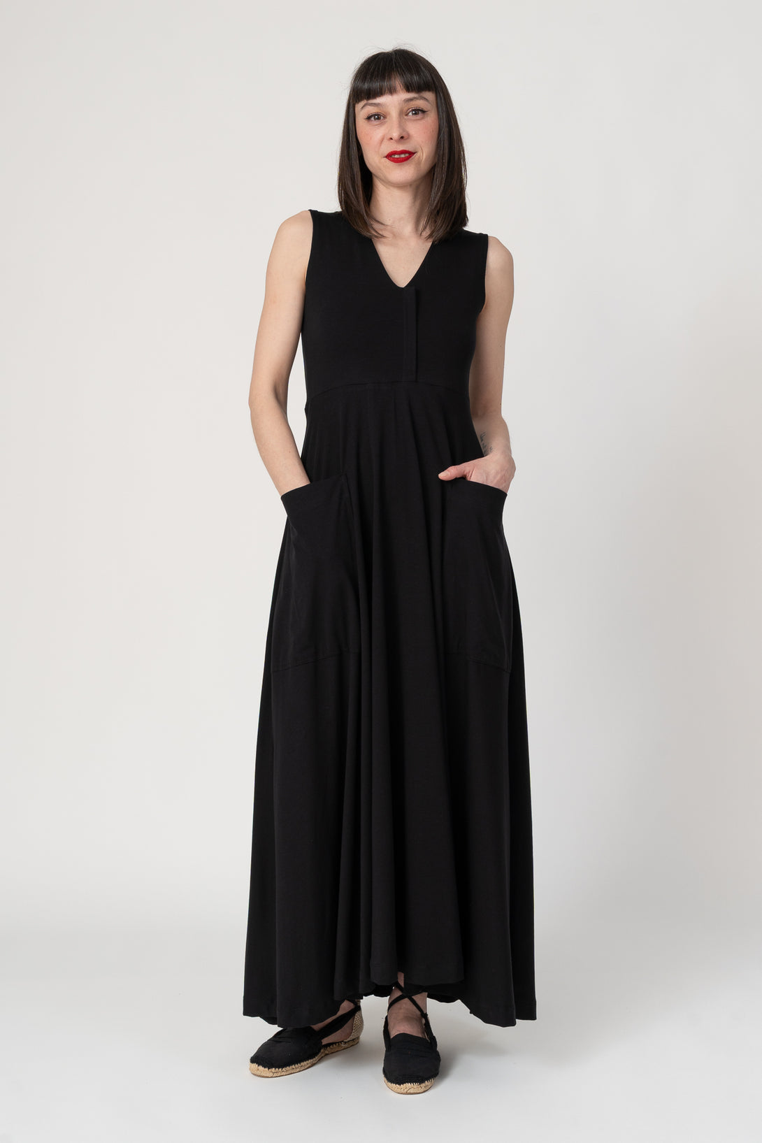 Vestido pestaña central negro-Elisa Muresan