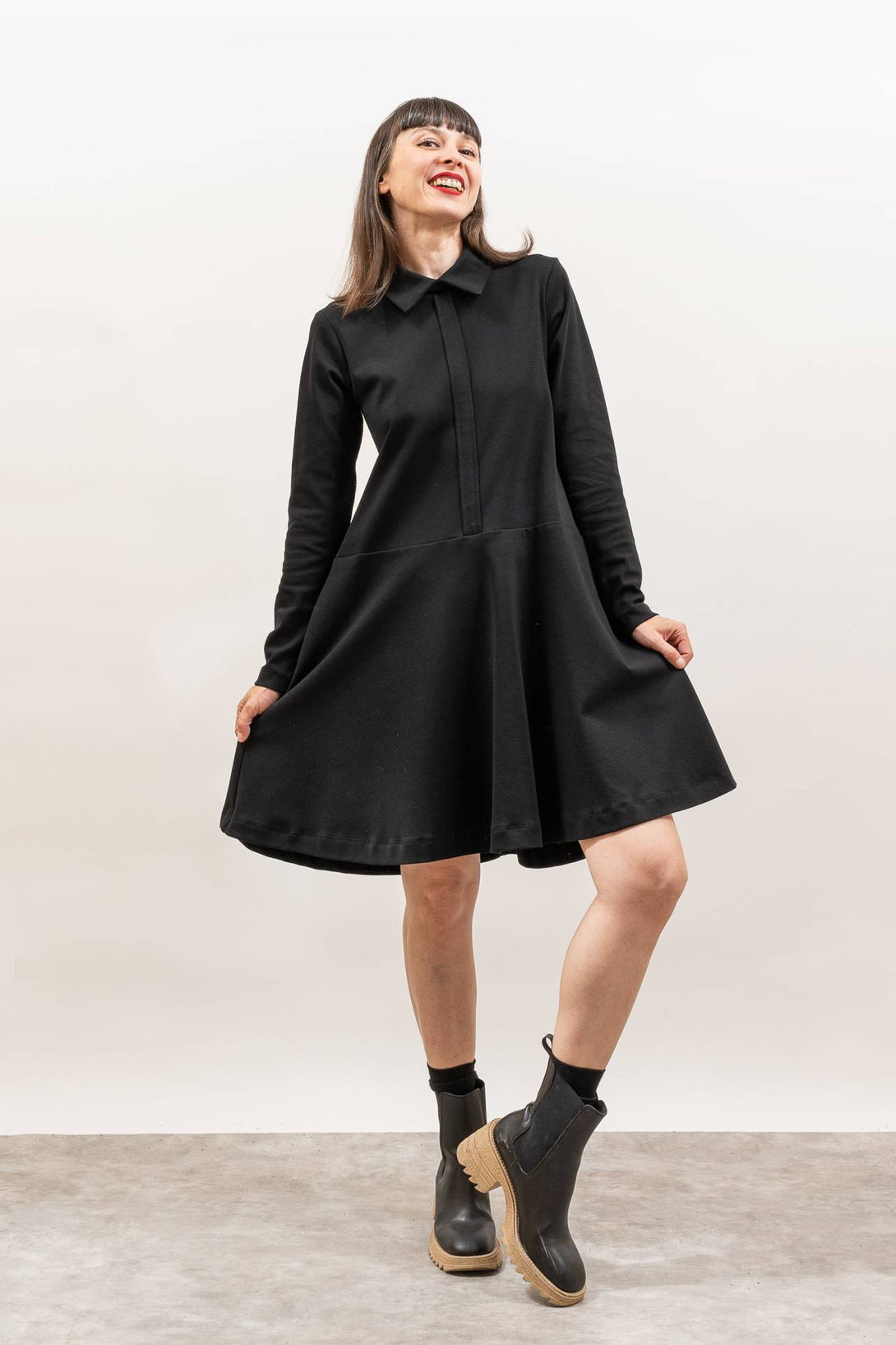 Vestido tapeta negro-Elisa Muresan